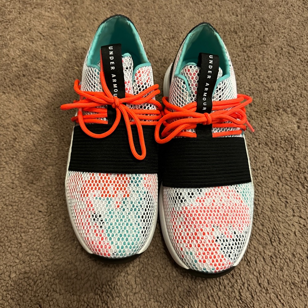 Underarmour Sneakers